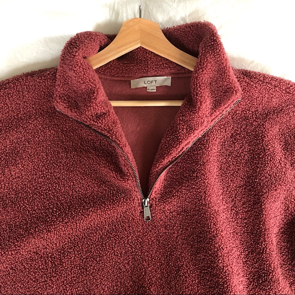 LOFT Boucle rose pullover
